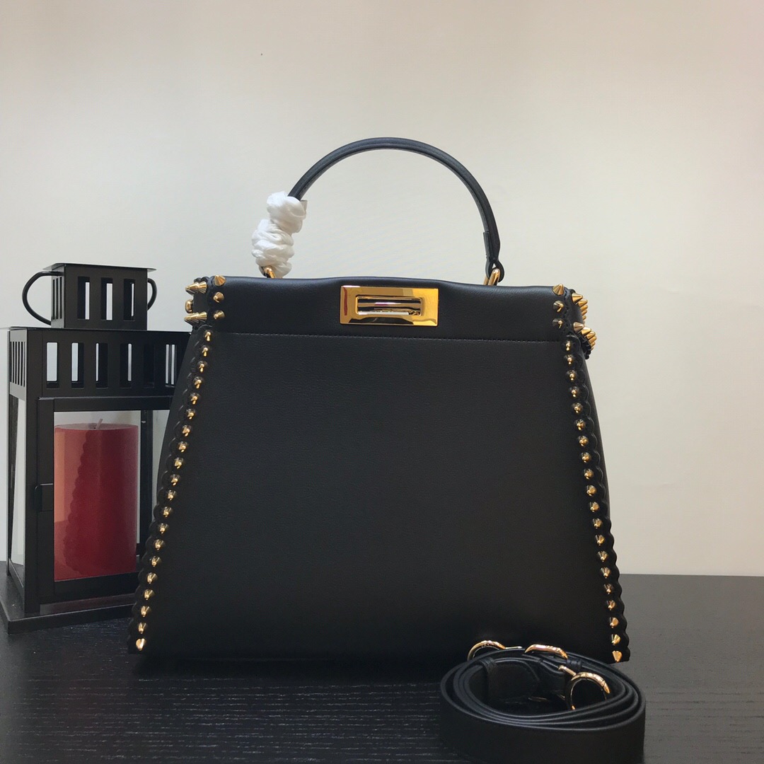 FENDI 펜디 피카부 미듐