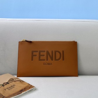 FENDI 펜디 클러치