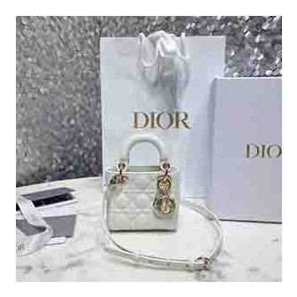 DIOR 디올