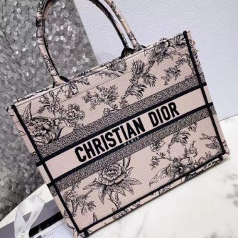 DIOR 디올