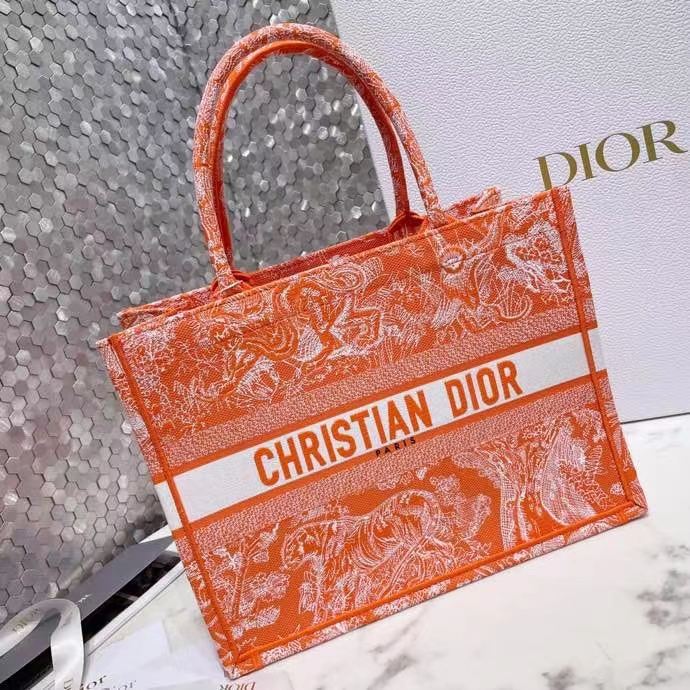 DIOR 디올