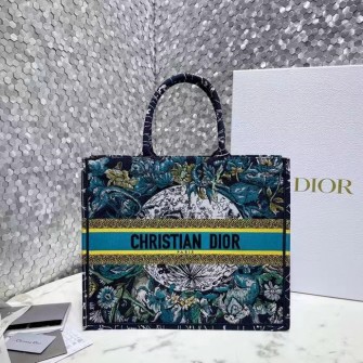 DIOR 디올