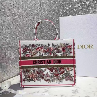 DIOR 디올