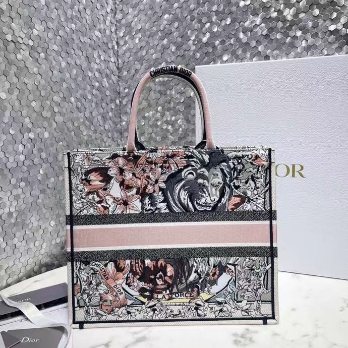 DIOR 디올