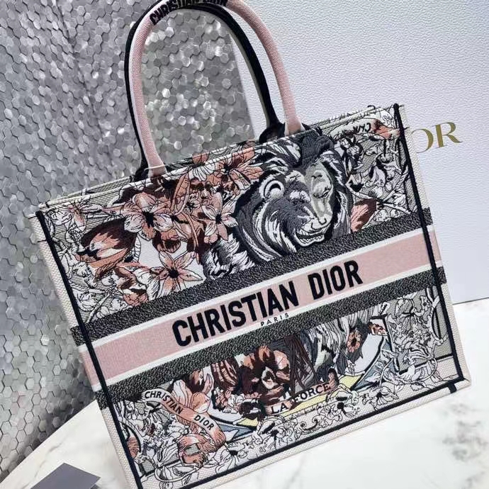 DIOR 디올