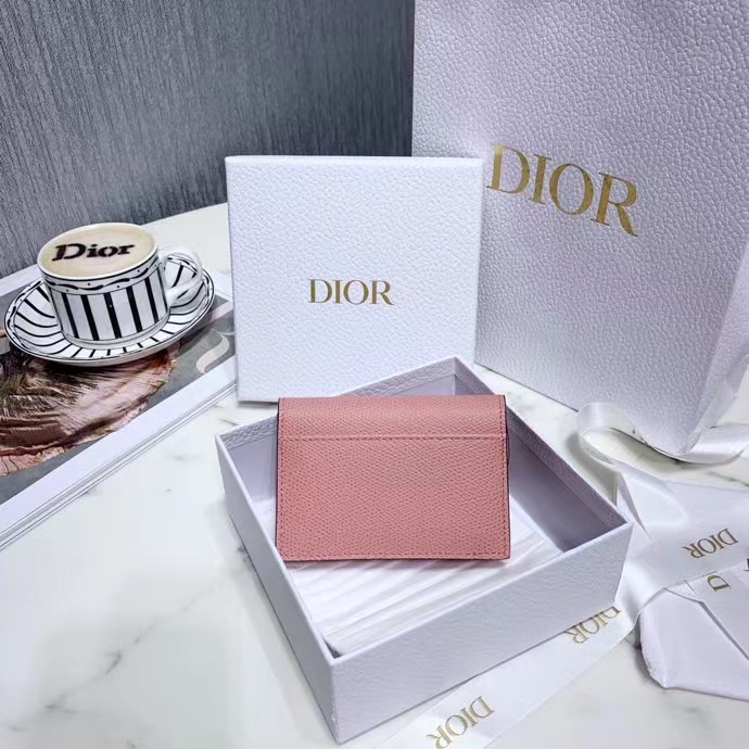 DIOR 디올