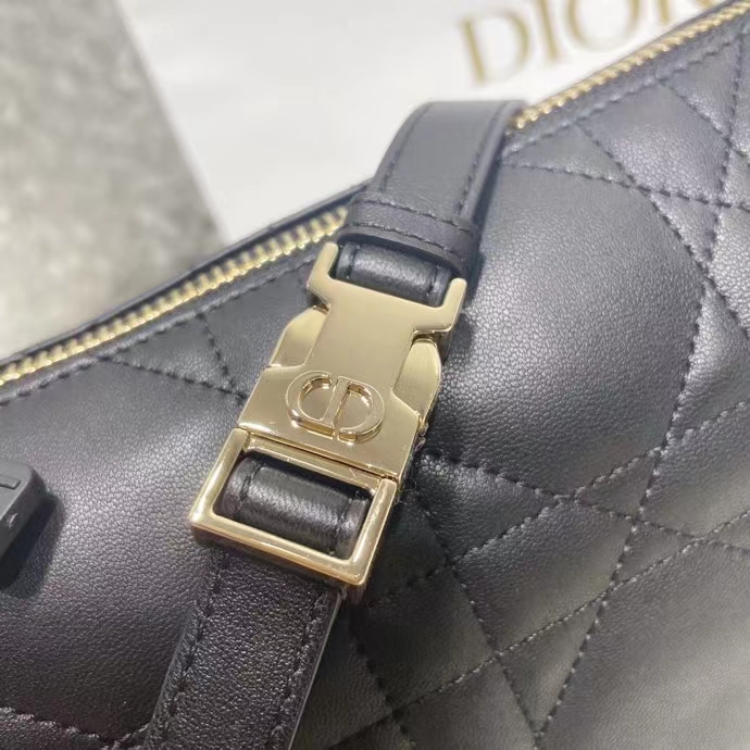 DIOR 디올