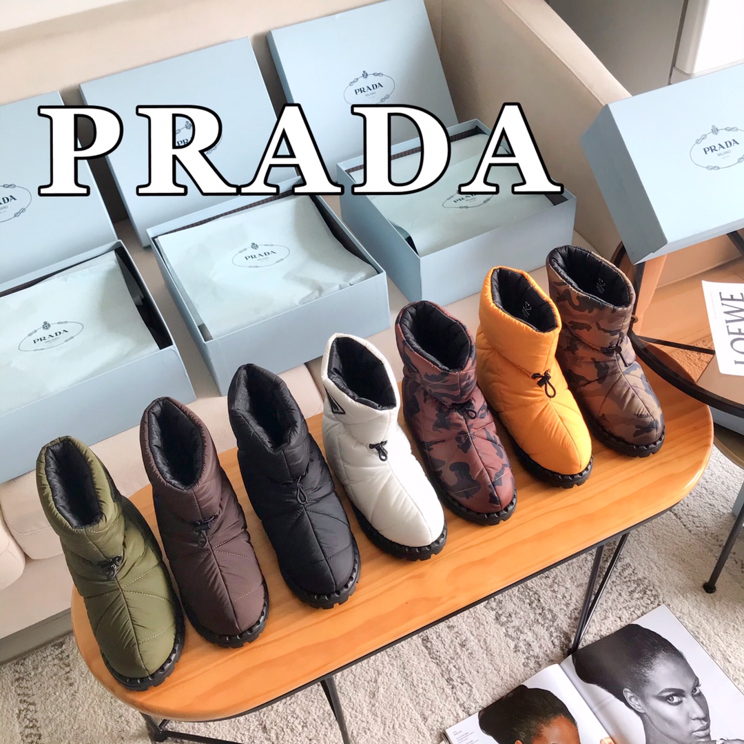 프라다 [PRADA]