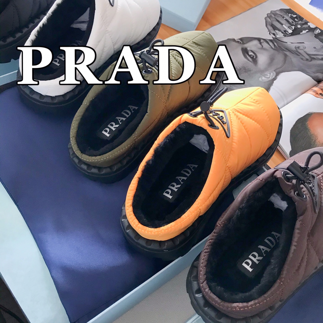 프라다 [PRADA]