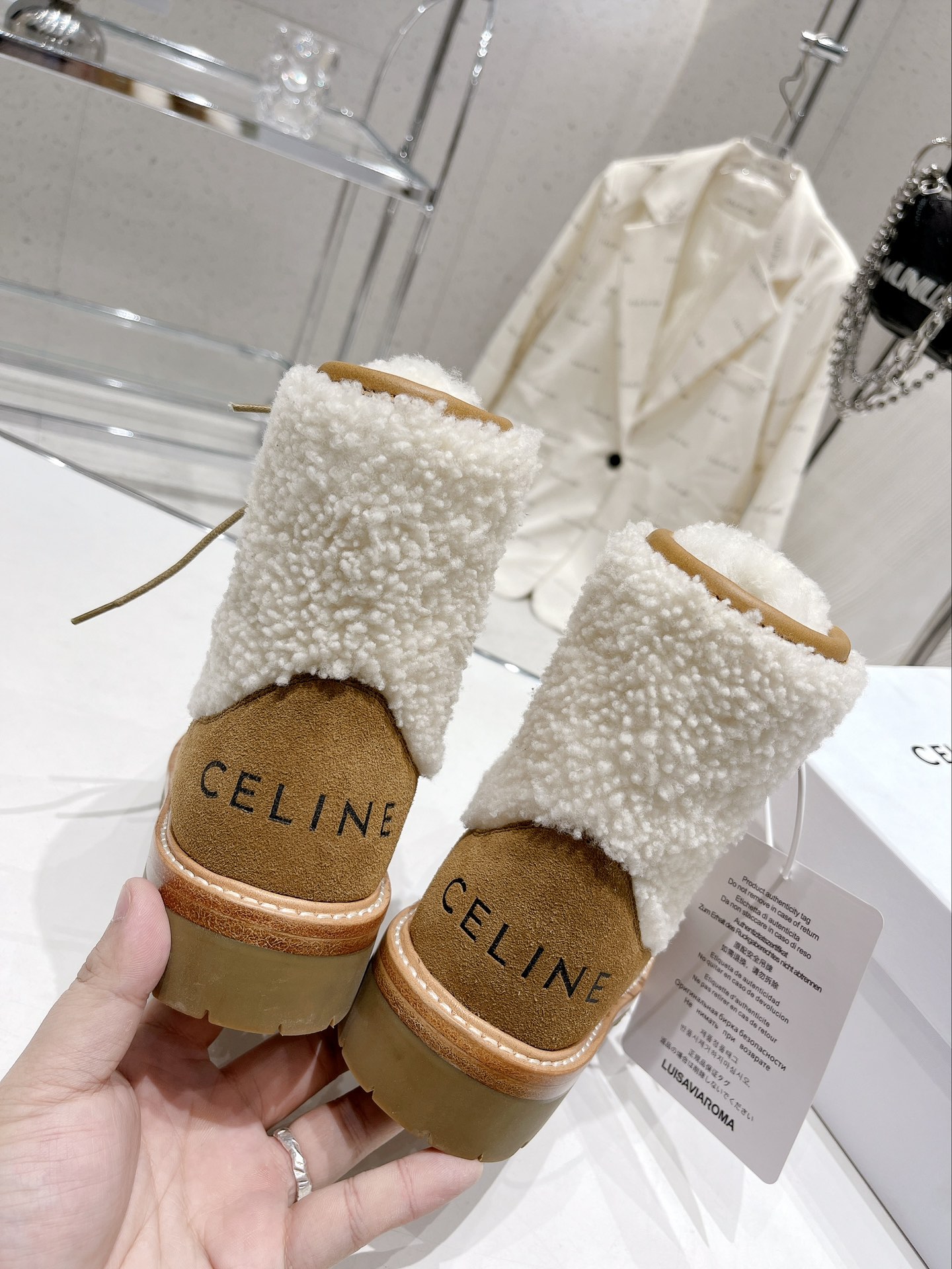 CELINE