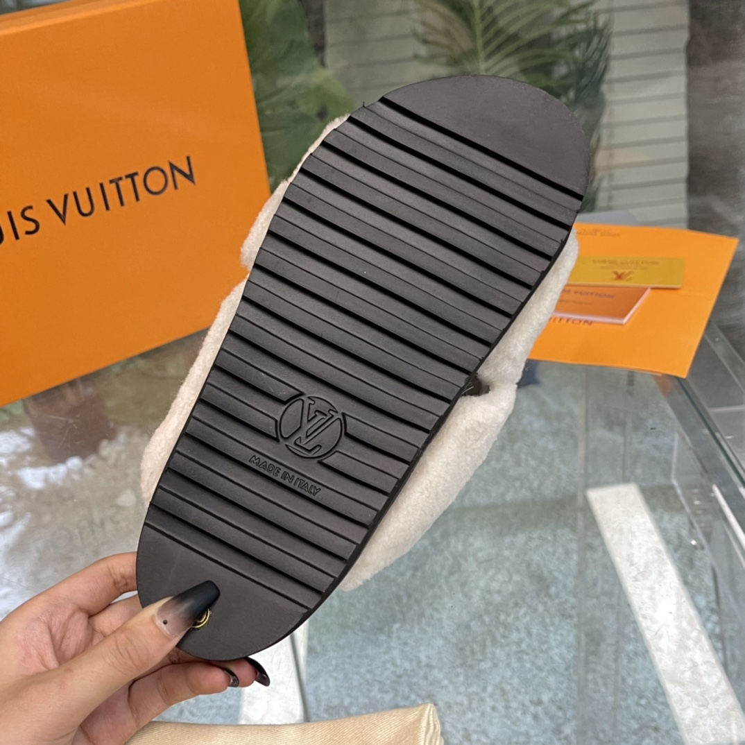 루이비통 [LOUIS VUITTON]