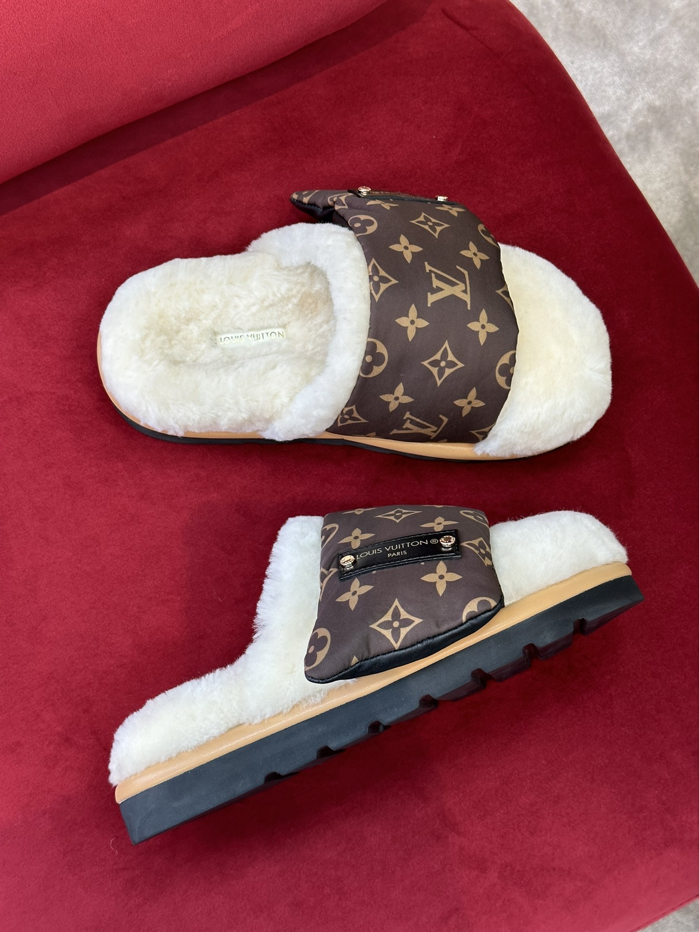 루이비통 [LOUIS VUITTON]