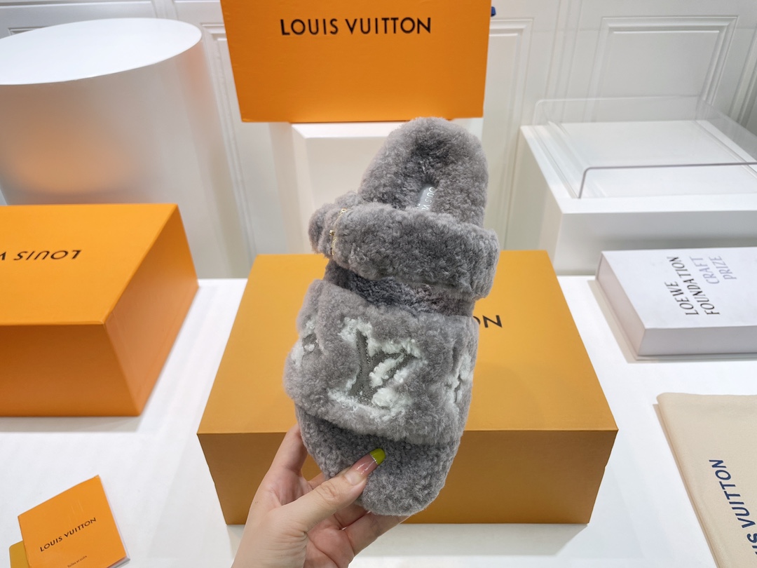 루이비통 [LOUIS VUITTON]