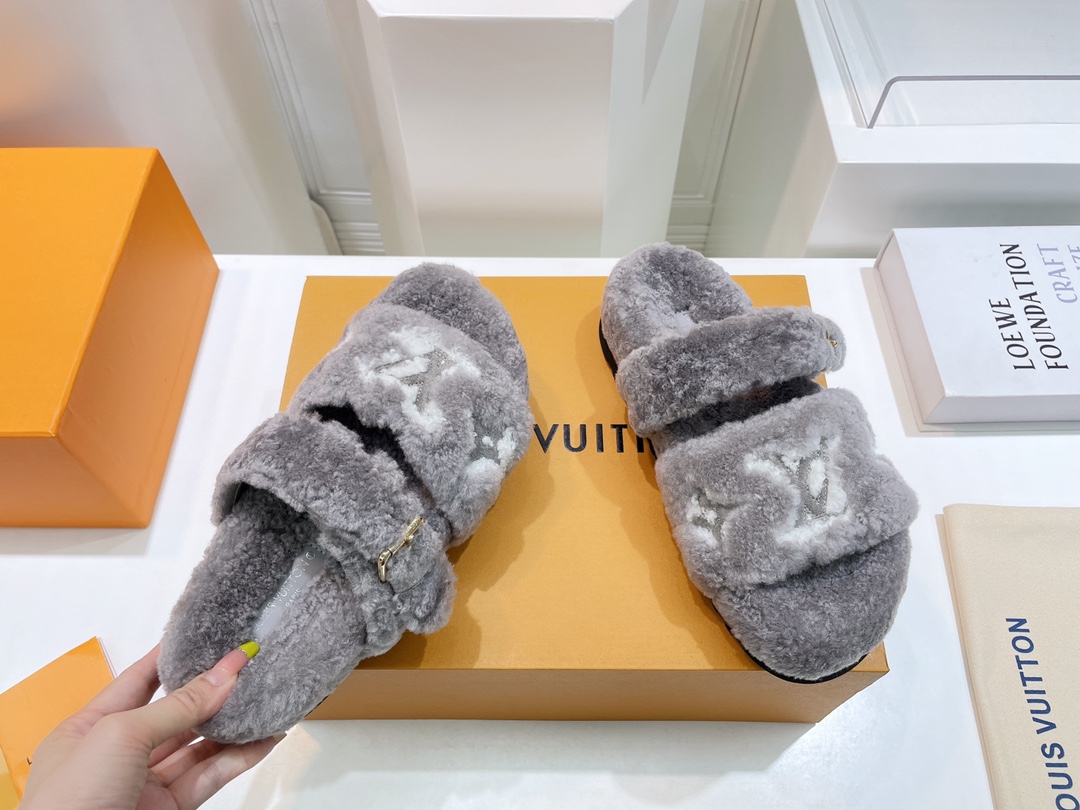 루이비통 [LOUIS VUITTON]