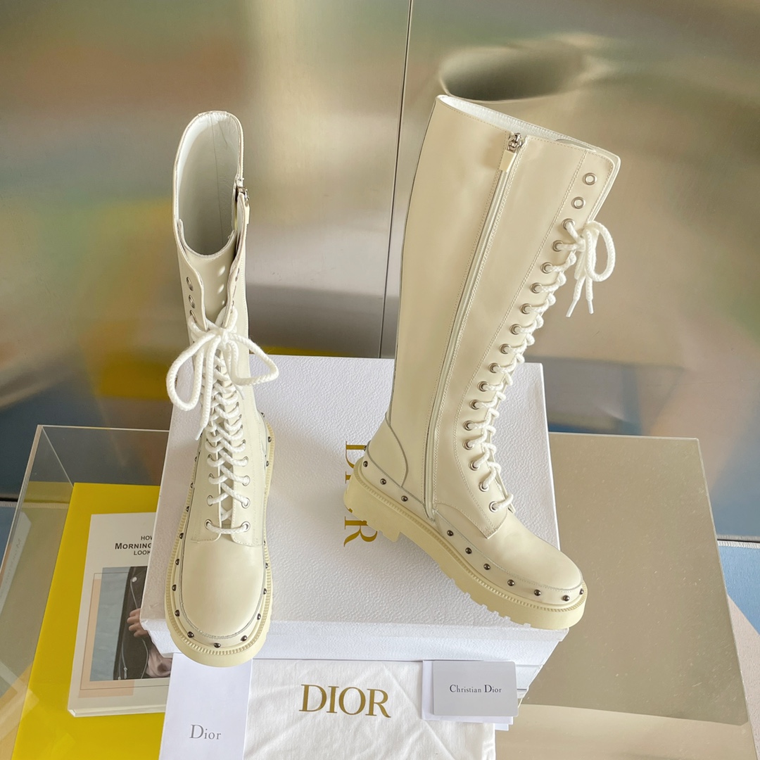 디올 [DIOR]