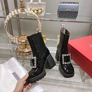 ROGER VIVIER 로저비비에 230110228