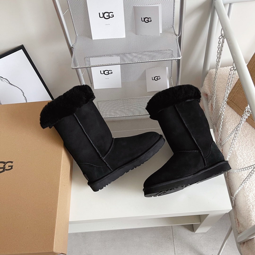 UGG 230110338