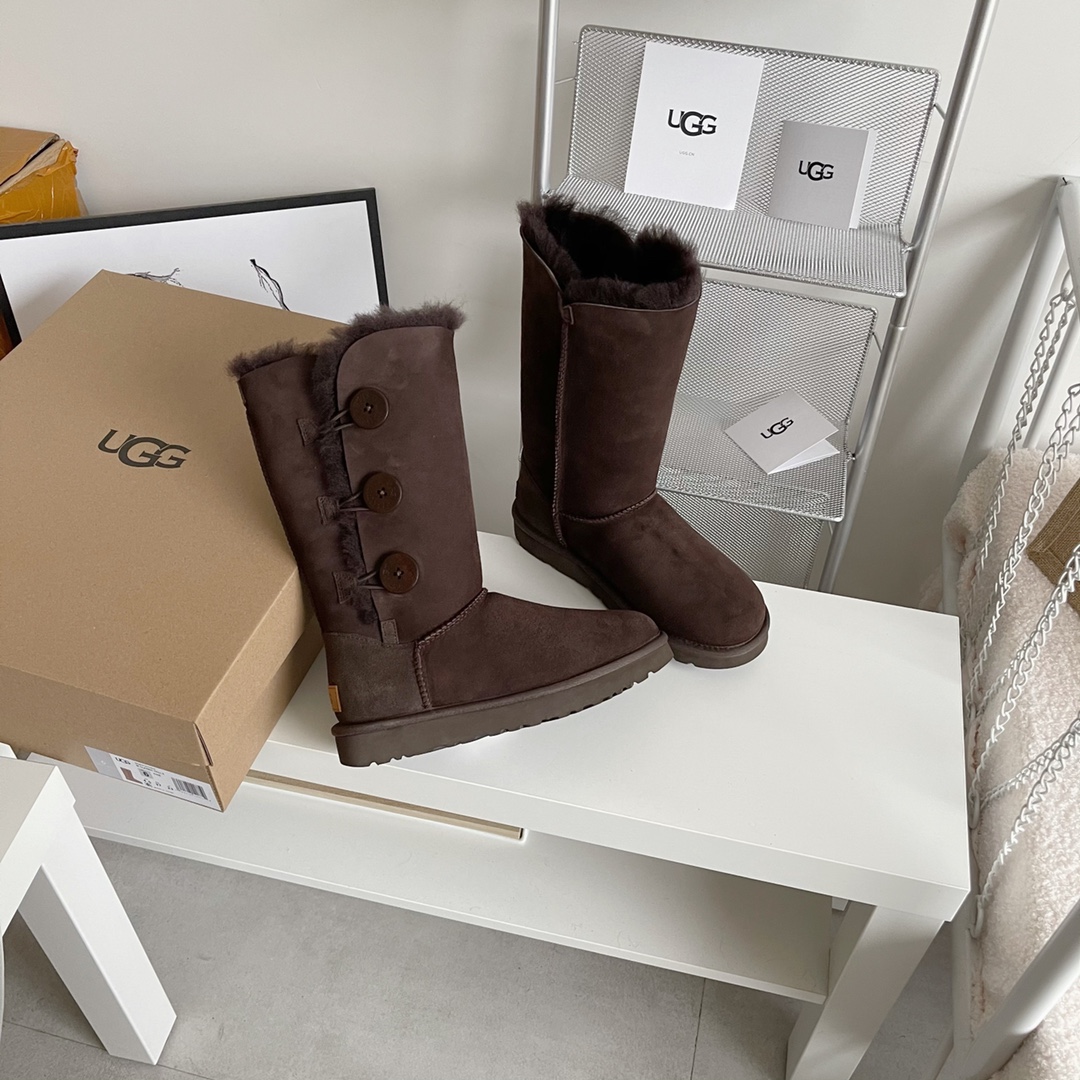 UGG 230110341