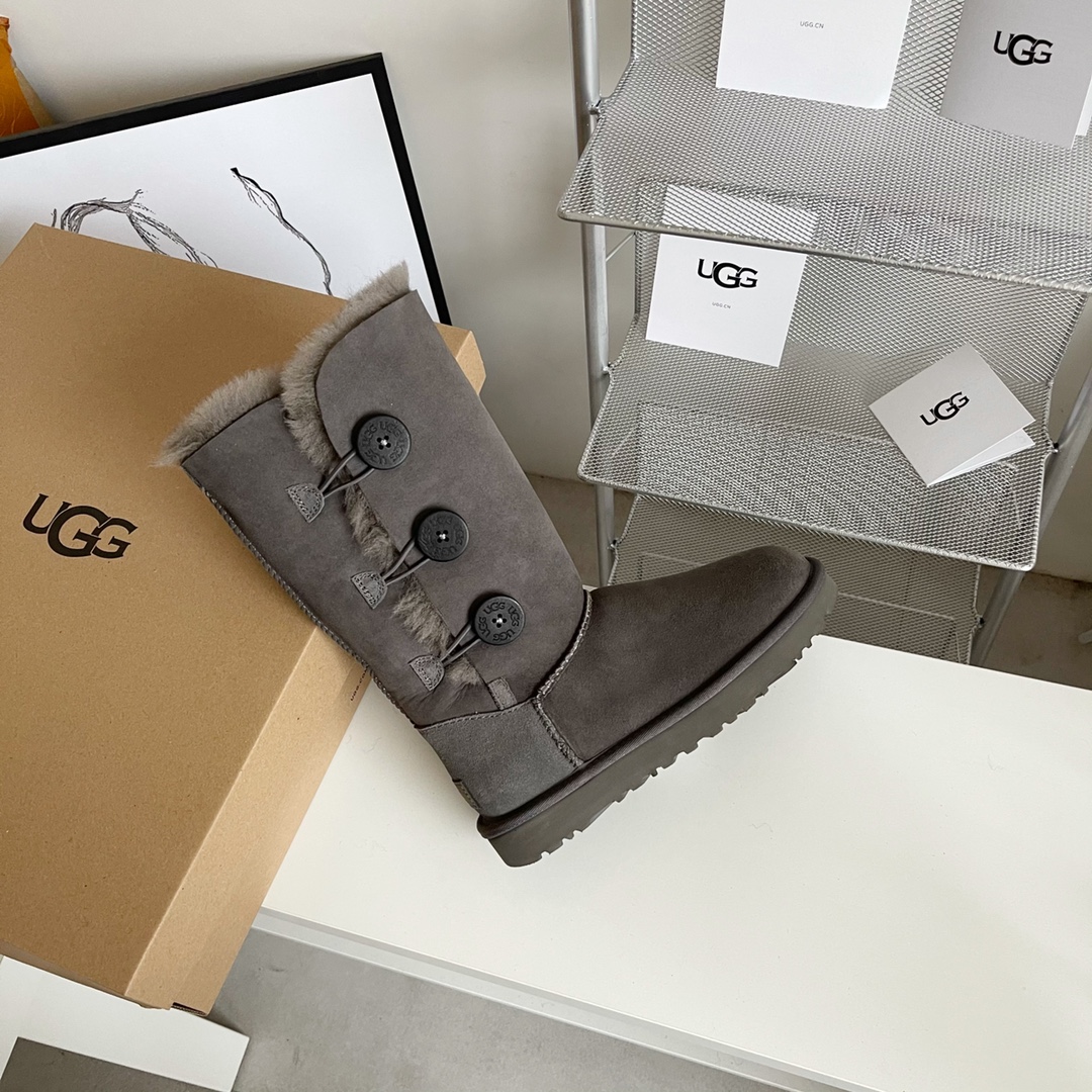 UGG 230110342