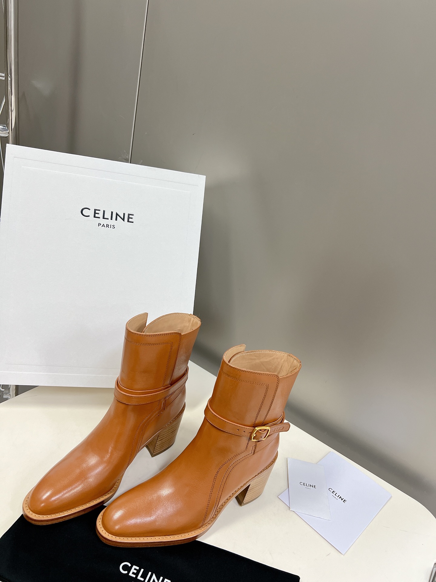 CELINE 230110400