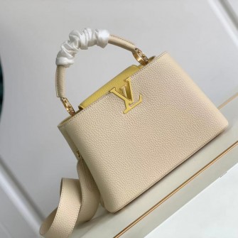 LOUIS VUITTON 루이비통 카퓌신 BB M21045