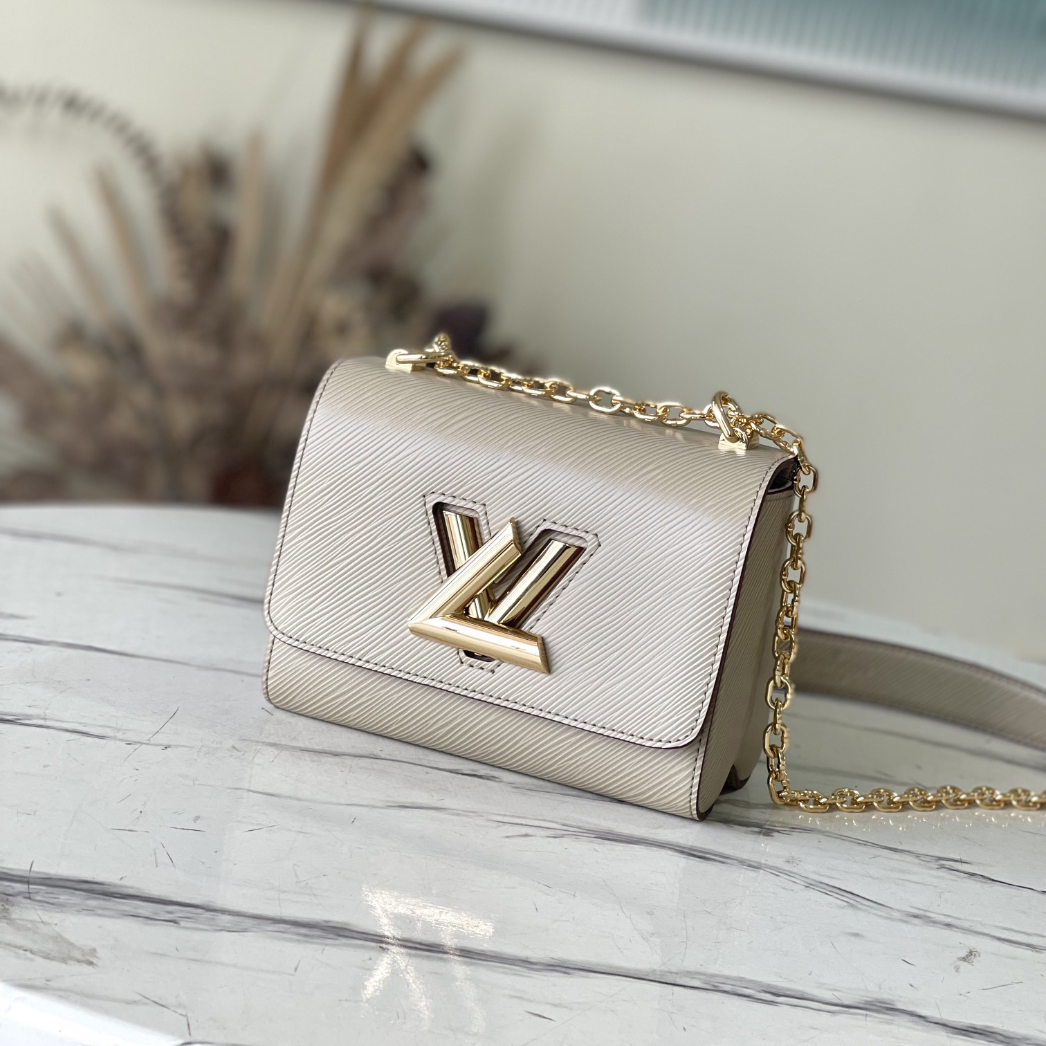 LOUIS VUITTON 루이비통 트위스트 PM M21133