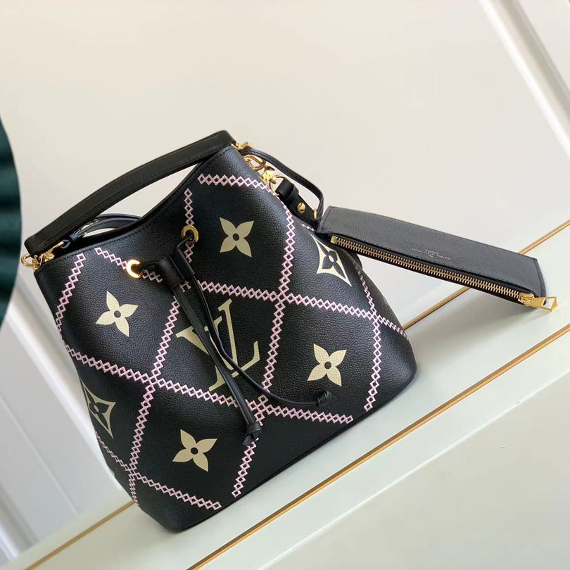 LOUIS VUITTON 루이비통 가방 M46023